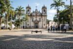 Prefeito entrega drones para nova patrulha aérea da Guarda Municipal de Curitiba na Praça Tiradentes